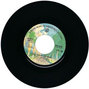 Margo Smith 45 RPM - Don't Break The Heart That Loves You / Apt. #4, Sixth St